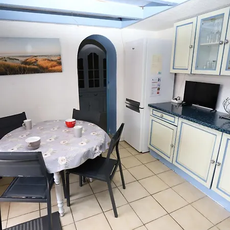 Maison Dans Avec Piscine 3 Holiday home Saint-Cyprien (Pyrenees-Orientales)