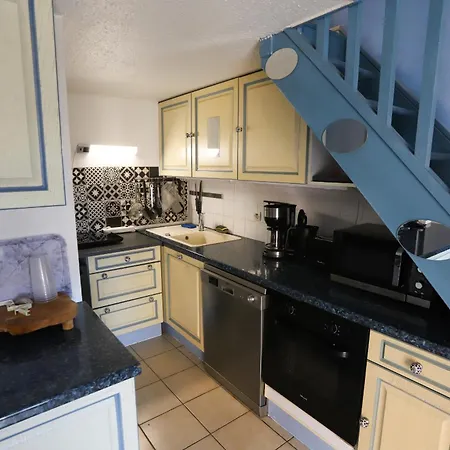Maison Dans Avec Piscine 3
